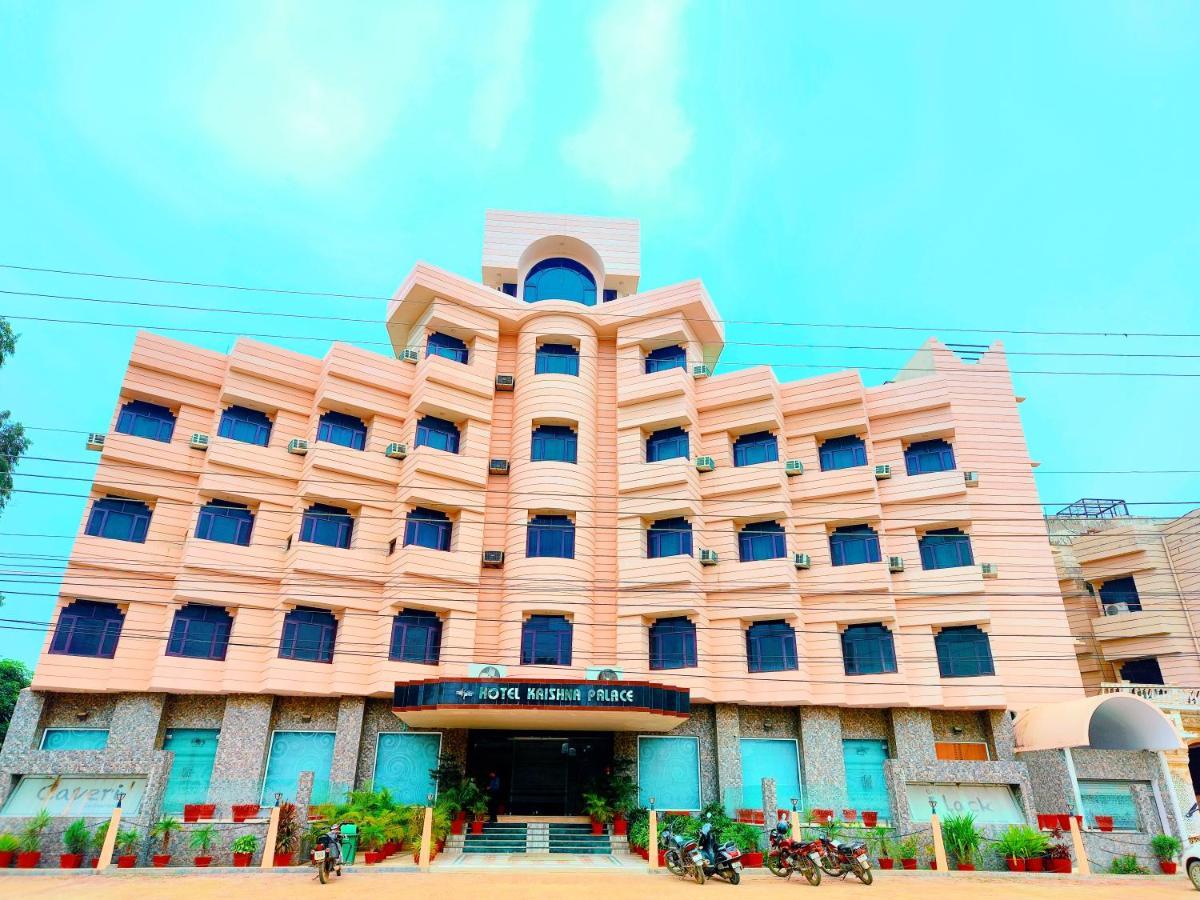 Hotel Krishna Palace Ayodhya Екстер'єр фото